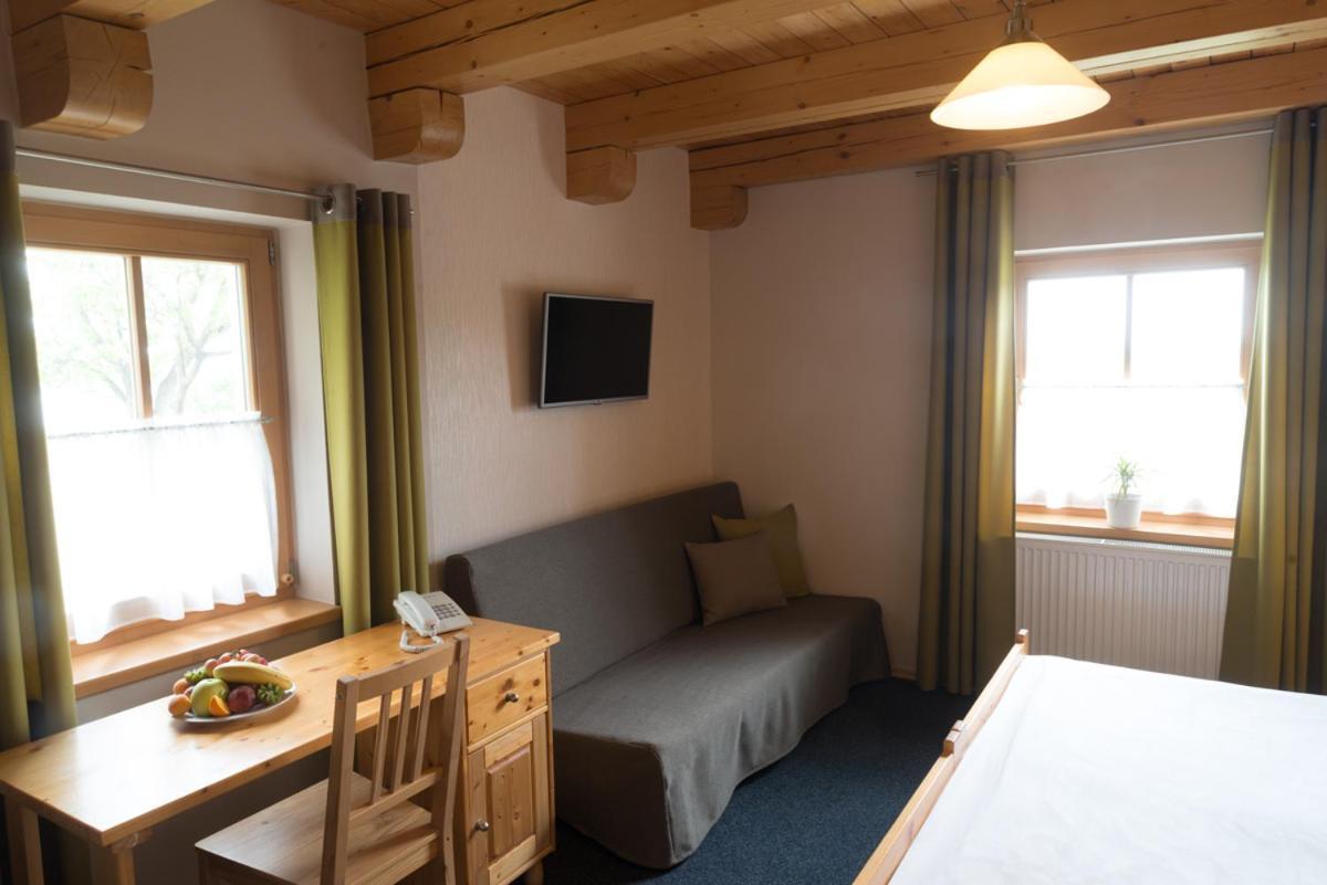 Hotel Pavlov Buitenkant foto