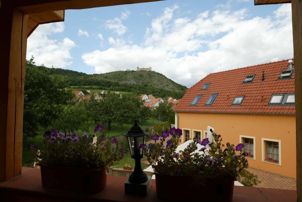 Hotel Pavlov Buitenkant foto