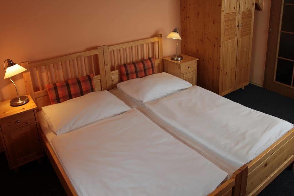 Hotel Pavlov Buitenkant foto